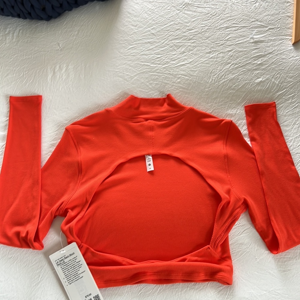 LA Open Back Mock Neck LS - Picture 3 of 3